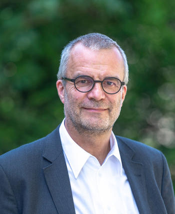 Prof. Dr. Ronnie Schöb